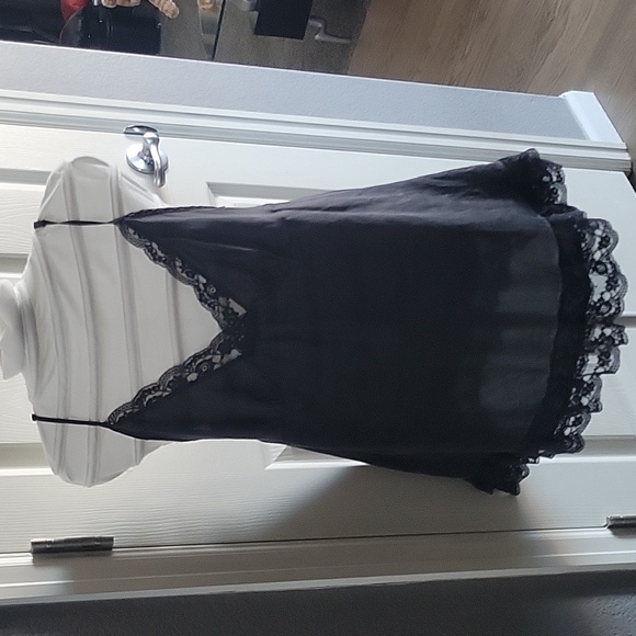 Victoria's Secret, L, Black - Picture 1 of 5